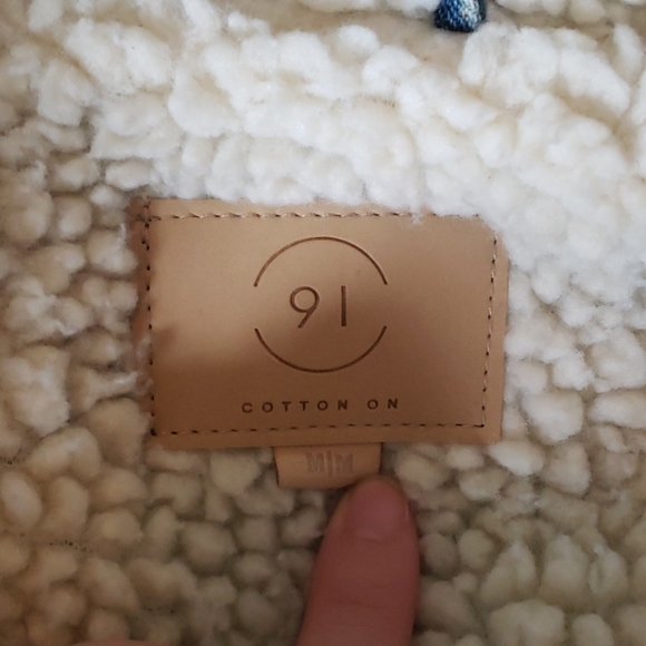 Jean jacket - Picture 4 of 5